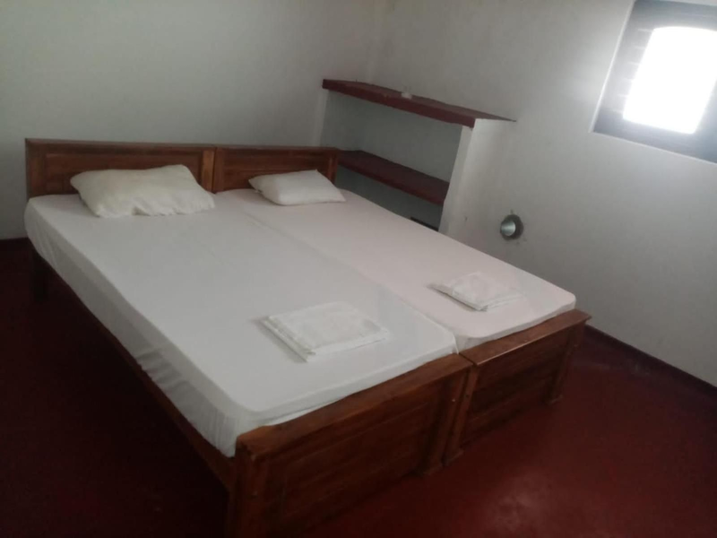 MercuryFM 102 house Jaffna - Moris Lane
