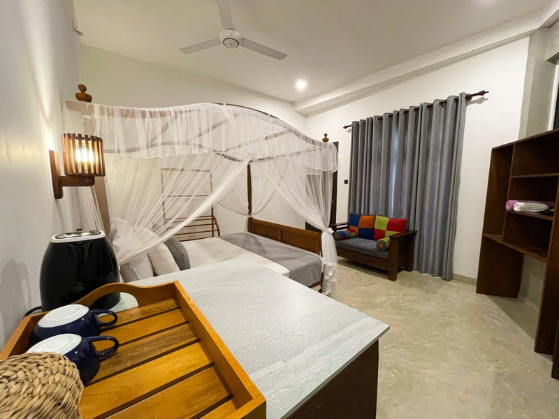 LaRoy Mirissa Smart Hotel Rooms