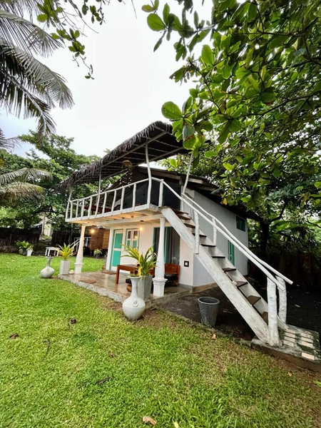 Beach House Kalukatiya - Family Villa, Seaview Room, Garden Room