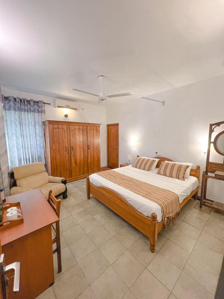 Double Room with Private Bathroom in Galle
