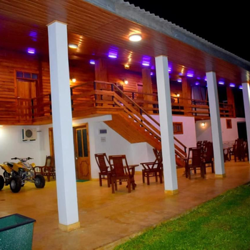 Beach Bungalow - Hotel exterior or room view