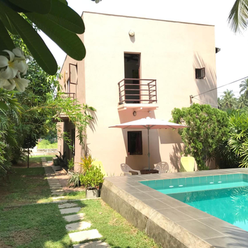 Sri Beach Bungalows And Villa - Hotel exterior or room view