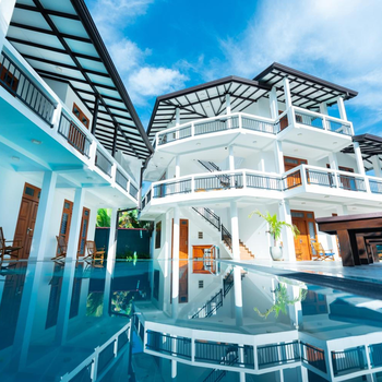 Teya Beach Hotel - Hotel exterior or room view