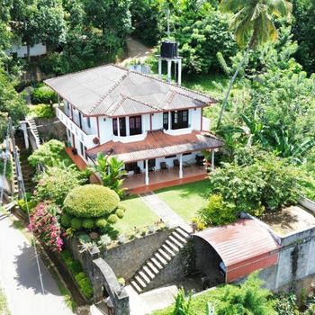 Stone Arch Villa A Timeless Retreat with a Free Kandy Lake Boat Tour - Hotel exterior or room view