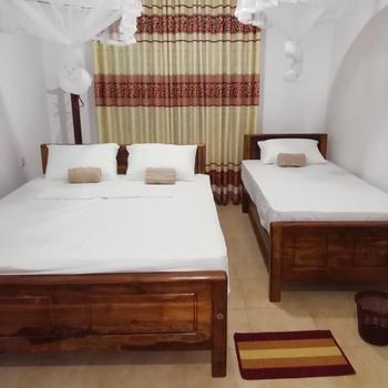 BAS Home Stay - Hotel exterior or room view