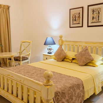 The Fortress - Hotel exterior or room view