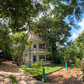 Spice Village Hotel & Restaurant - Hotel exterior or room view