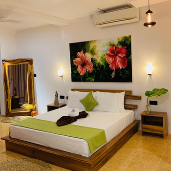 Breeze Bay Villa - Hotel exterior or room view