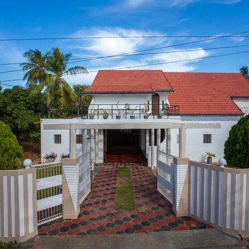 Dayanithi Guest House - Hotel exterior or room view