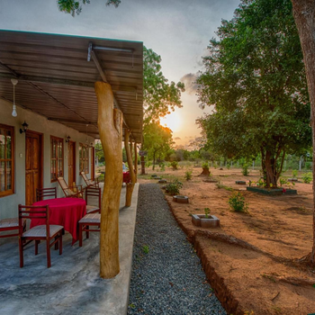 Wilpattu Holiday Home - Hotel exterior or room view