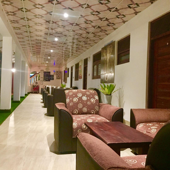 Thisara Guest House - Hotel exterior or room view