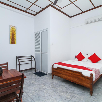 Leo's Home Stay - Hotel exterior or room view