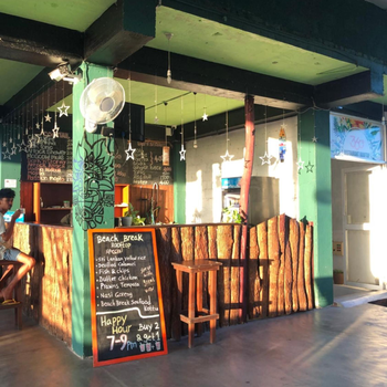 Beach Break Surf Hostel - Hotel exterior or room view