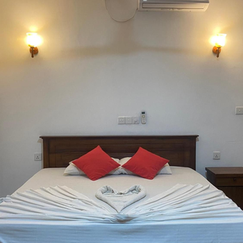 Nesh Villa - Hotel exterior or room view