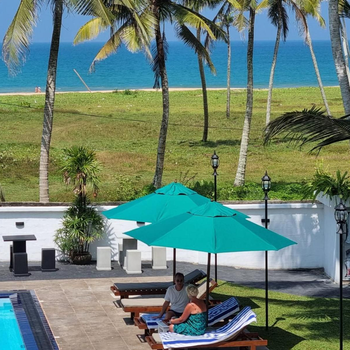 Darshana Beach Hotel - Hotel exterior or room view