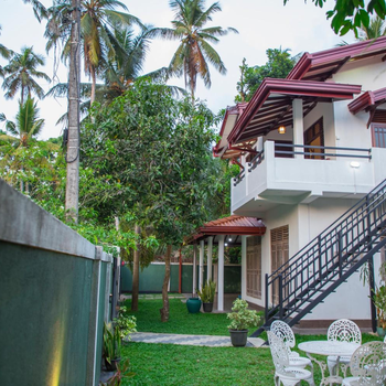 C SON Villa Bentota - Hotel exterior or room view