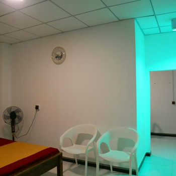 Rainbow Budget Villa & Rooms - Hotel exterior or room view