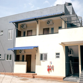NNR Wattala - Hotel exterior or room view