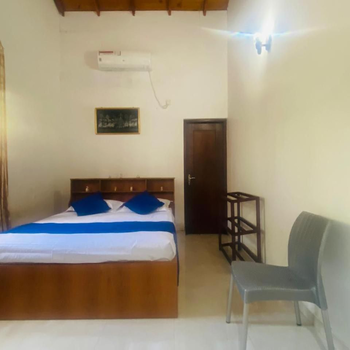 Fine Homes - Hotel exterior or room view