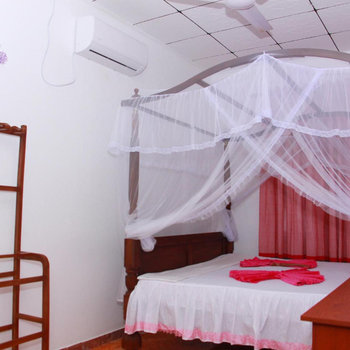 Moon Glow Guest - Hotel exterior or room view