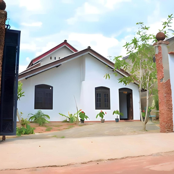 Traveller's Hostel Hikkaduwa - Hotel exterior or room view