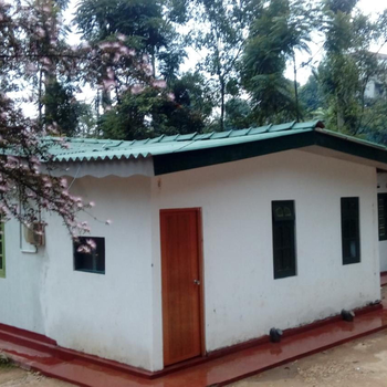 Tree House Holiday Home - Hotel exterior or room view