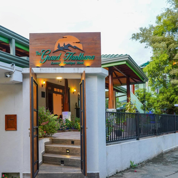 The Grand Hanthana - Hotel exterior or room view