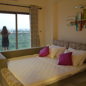 Atrium - ICONIC APARTMENT - Hotel exterior or room view