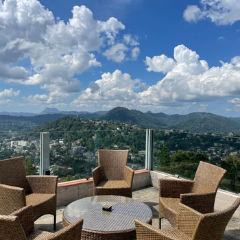 Hostel by kandy Skyloft - Hotel exterior or room view