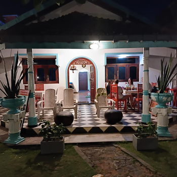 Fionn's Coconut Beach House - Hotel exterior or room view