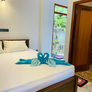 The Golden Place - Hotel exterior or room view