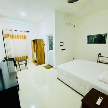 Hmc Leisure House & Restaurant - Hotel exterior or room view
