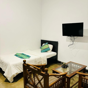 CeyloniSigiriya - Hotel exterior or room view