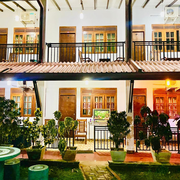 Isuru Family Guest House - Hotel exterior or room view