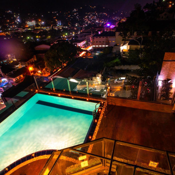 Sevana City Hotel - Hotel exterior or room view