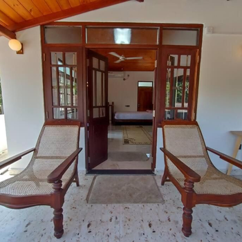 Edmon Beach Villa - Hotel exterior or room view