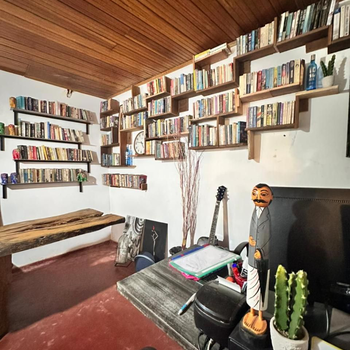 The Fort Library Hostel - Hotel exterior or room view