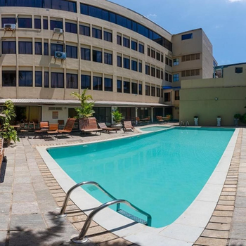 Hotel Janaki - Hotel exterior or room view