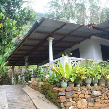 Diyathalawa Chandrika Villa - Hotel exterior or room view
