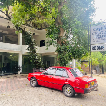 City Life Hotel and Restaurant - Hotel exterior or room view