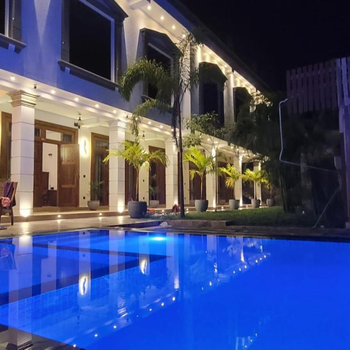 Crown Breeze - Hotel exterior or room view