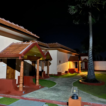 Palm Path Resort - Hotel exterior or room view