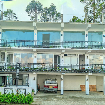 White Home - Hotel exterior or room view