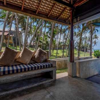 Rakuen Beach Villa - Hotel exterior or room view