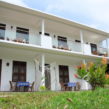 Mirissa White Plaza - Hotel exterior or room view