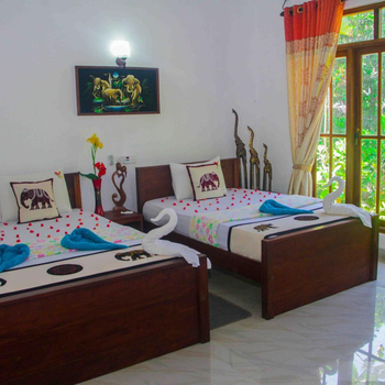 Hungry Lion Sigiriya - Hotel exterior or room view