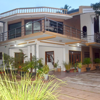 Yellow Birds Resort - Hotel exterior or room view