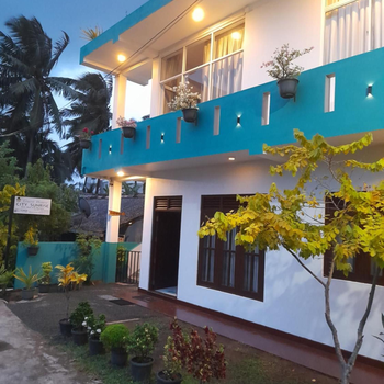 CITY SUNRISE - Hotel exterior or room view