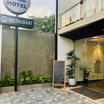 Tropic Inn - Mount Lavinia - Hotel exterior or room view