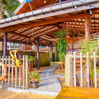 Anju Beach - Hotel exterior or room view